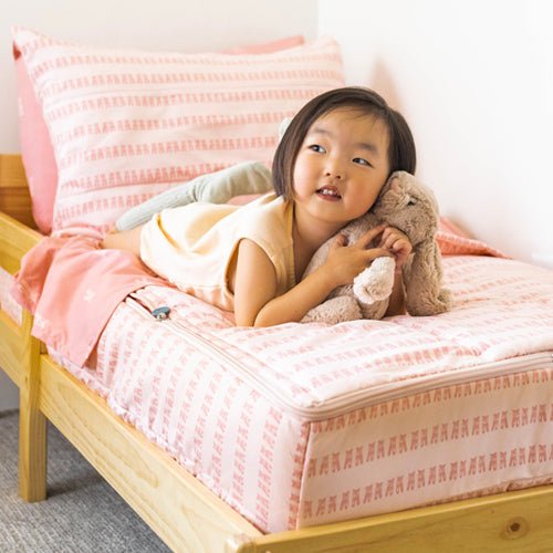 On sale Beddys toddler blanket