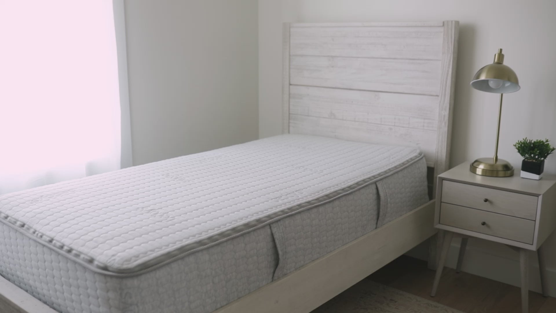 A video highlighting a ZipClean Beddy's Mattress and it's unique features for easy washing.