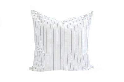 Beddy's white stripped pillow