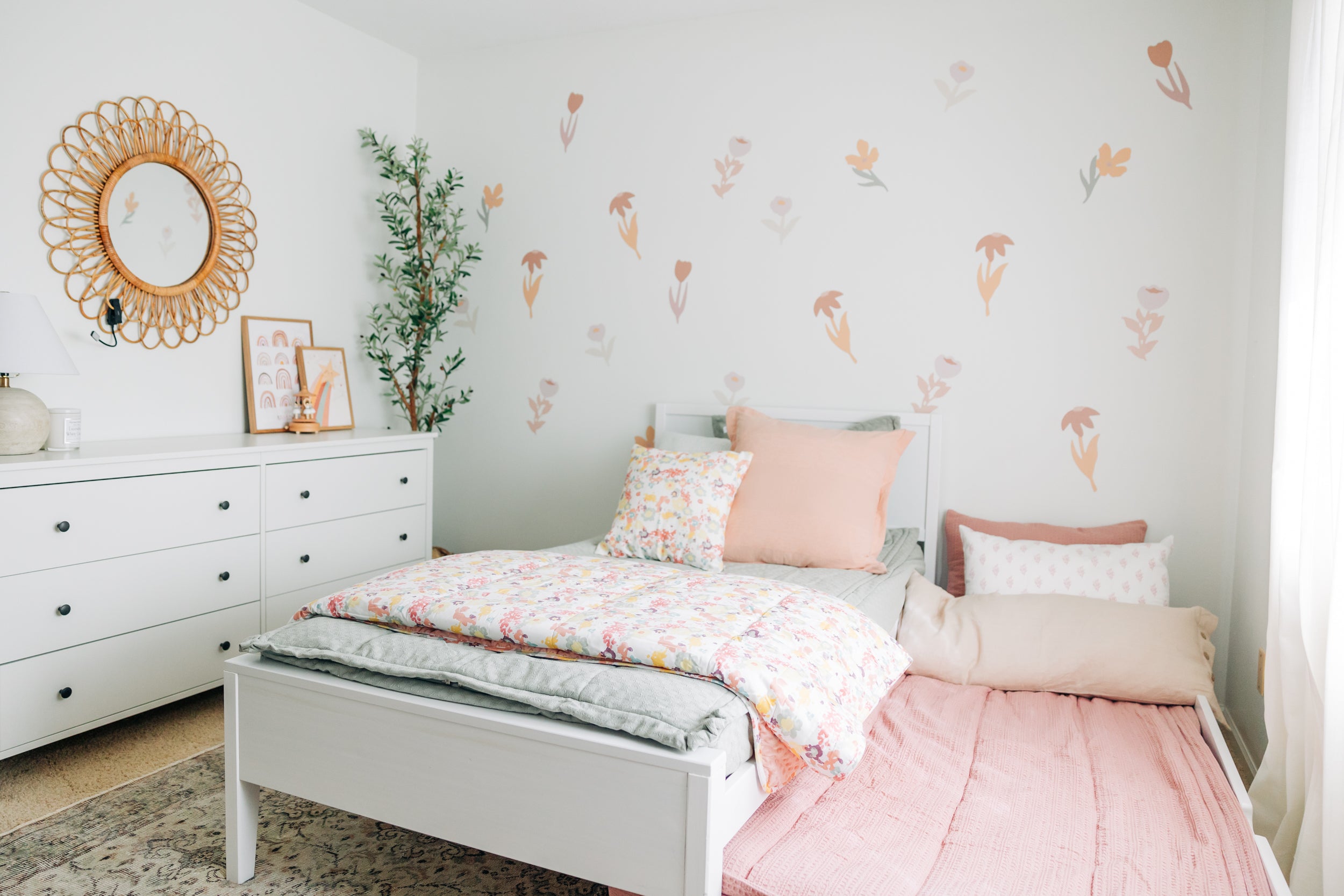 Spring 2024 Bedding Trends: Uncover the Fresh Looks Blossoming This Season!