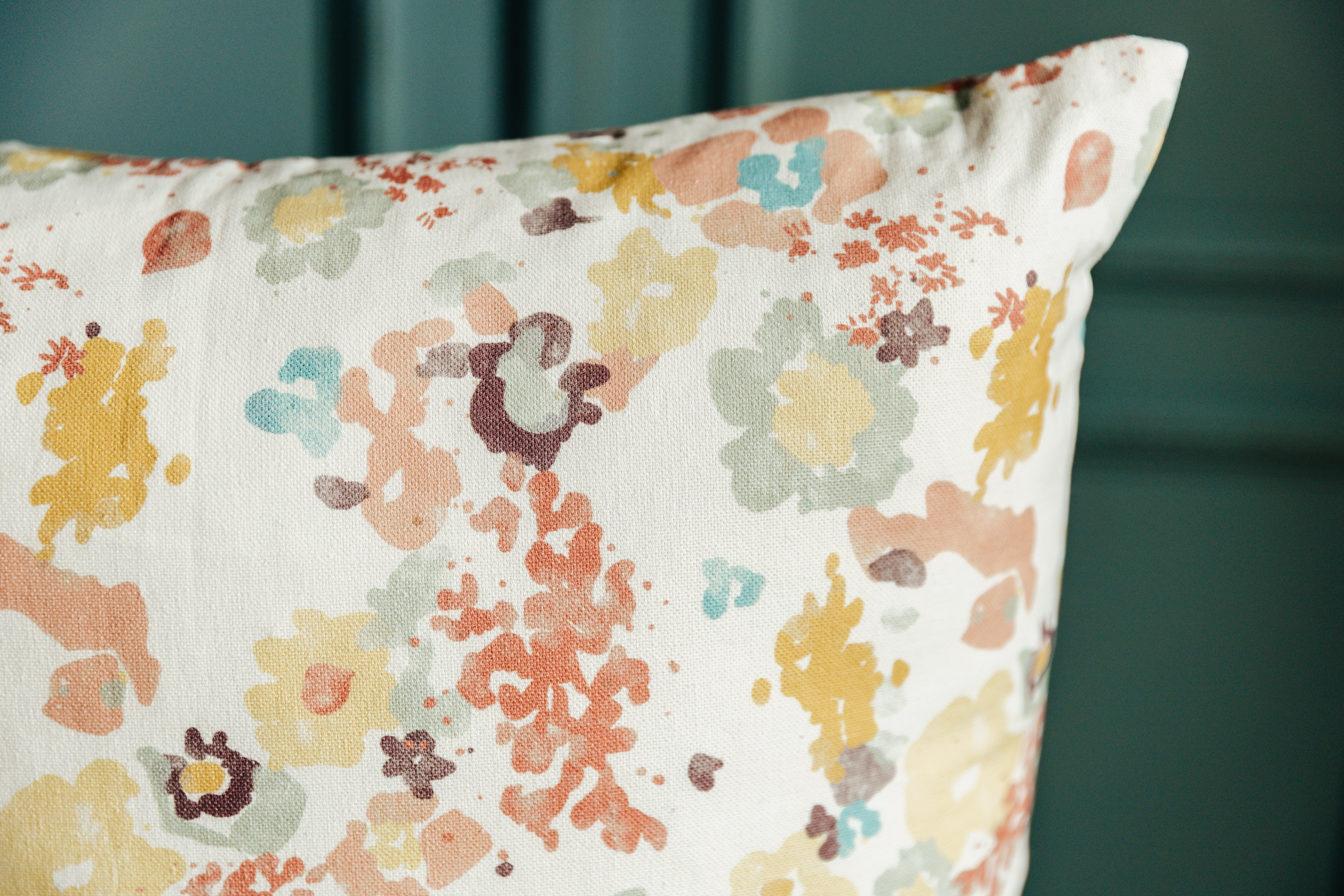 Chloe Luxe Medium Pillow Cover - Thumbnail 3