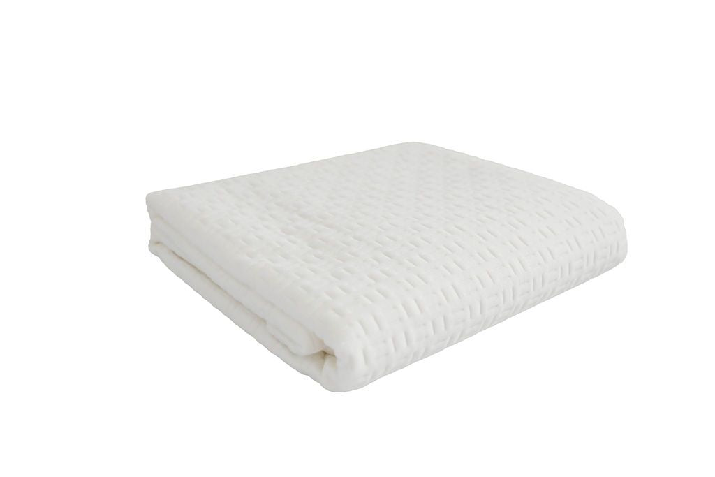 White absorbent accident bedding pad