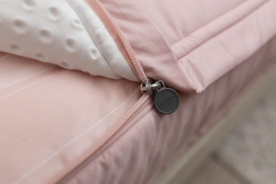 Pink zipper bedding