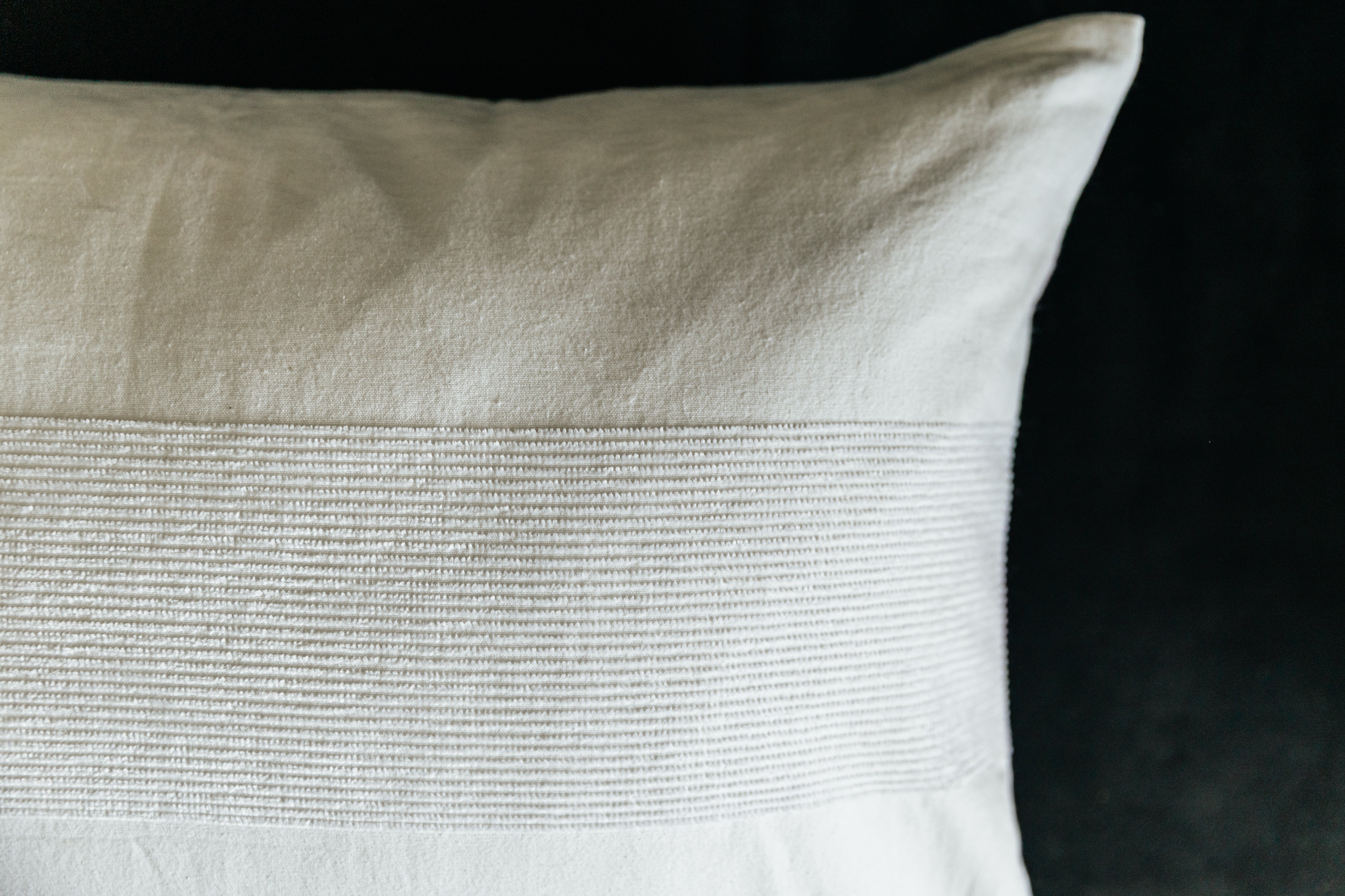 Beddy's Gracie Lumbar Pillow Cover - Thumbnail 3