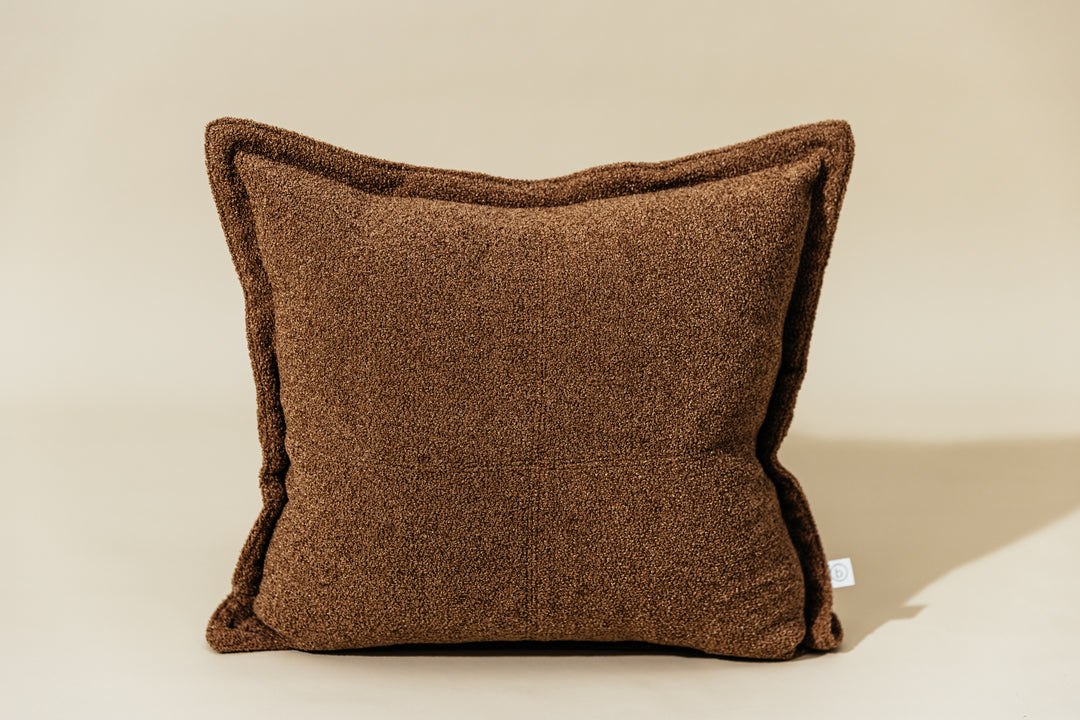 Lincoln Medium Pillow Cover
