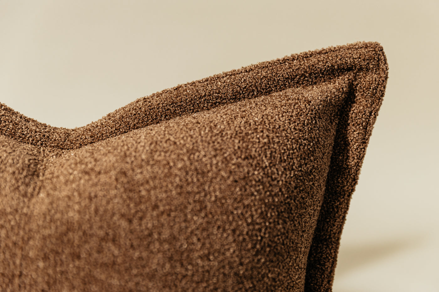 Lincoln Medium Pillow Cover