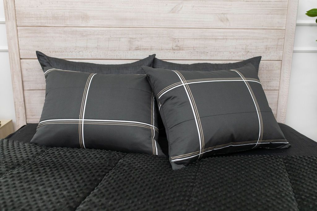 Charcoal with white and brown grid pattern bedding. Teen boy bedding, boy bedding, zipper bedding, best dorm bedding, bedding for bunk beds