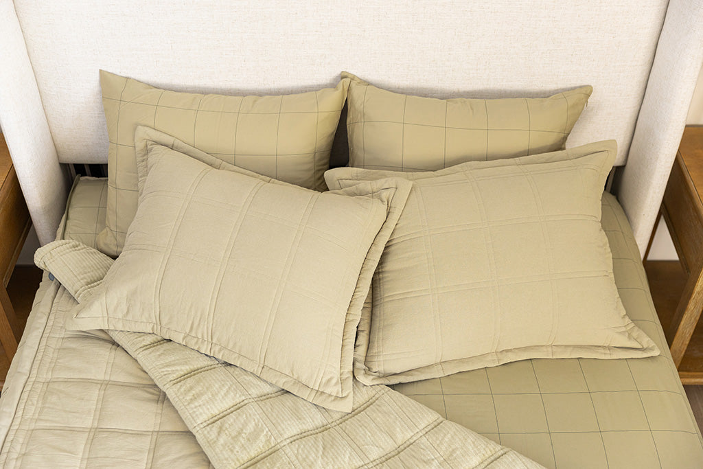 Wyatt Luxe Green Zipper Bedding | Beddy's