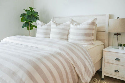 White and cream striped matching pillow and duvet on white zipper bedding